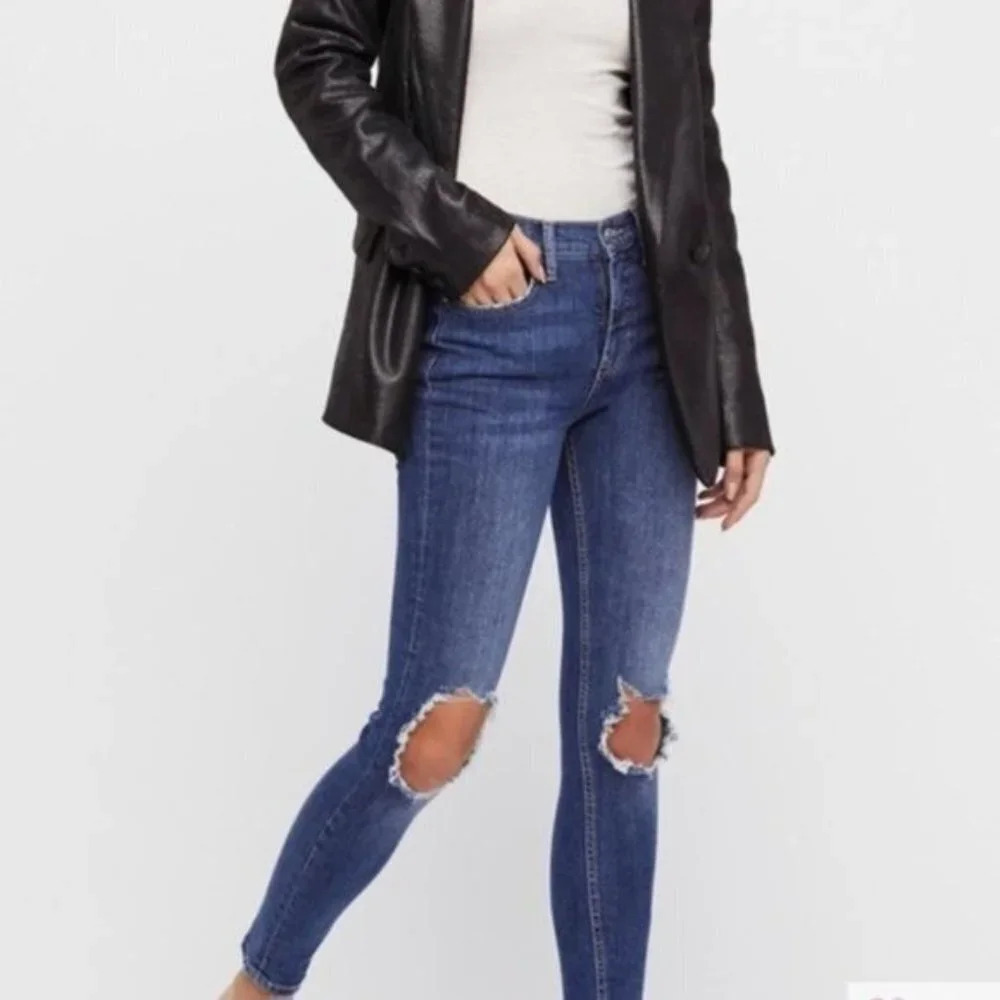 Free People High Waist Distressed Skinny Jeans 26 Busted Knee Blue